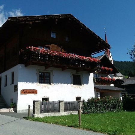 Haus Antonius Ξενοδοχείο Sankt Lorenzen im Lesachtal Εξωτερικό φωτογραφία