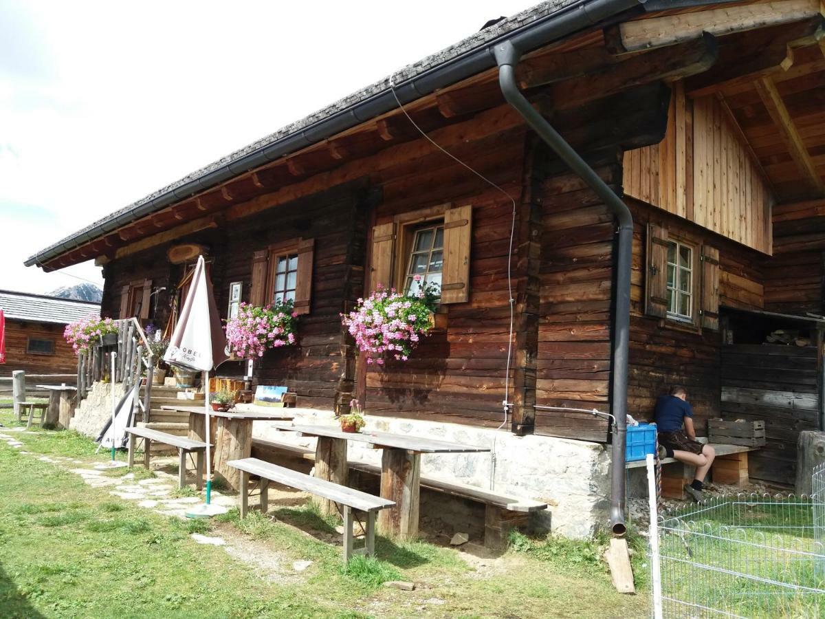 Haus Antonius Ξενοδοχείο Sankt Lorenzen im Lesachtal Εξωτερικό φωτογραφία